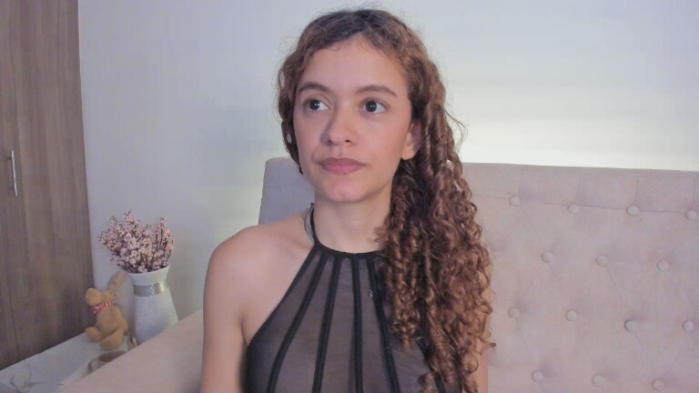EmiliaJons's Streamate show and profile
