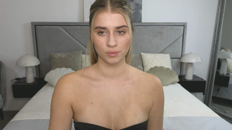 AlisAnne's Streamate show and profile