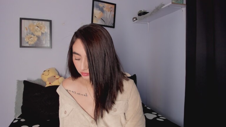 RoseHoldenn's Streamate show and profile