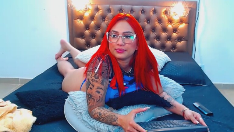 AngelicaRed021's Streamate show and profile