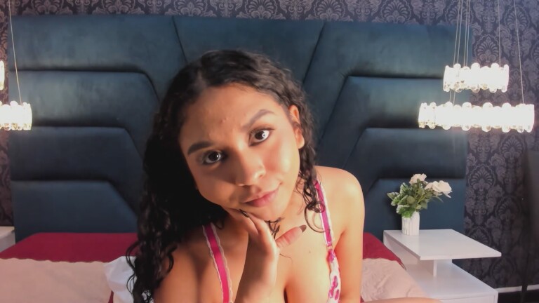 ScarlettFlever's Streamate show and profile