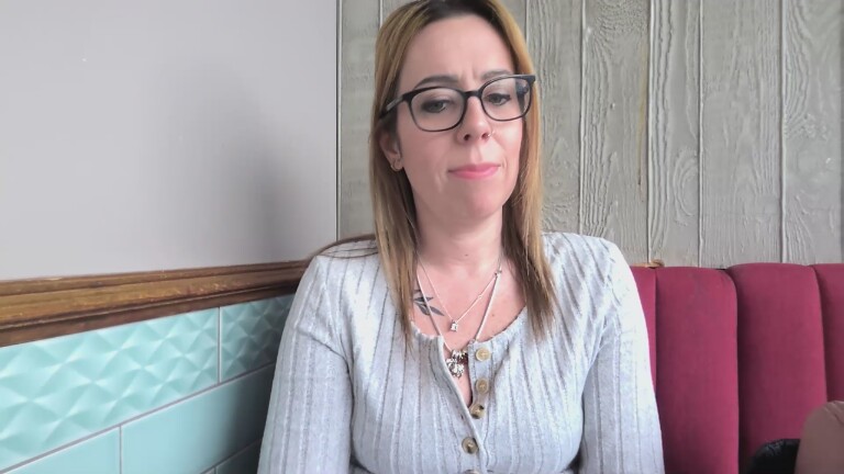 Honeybum88's Streamate show and profile