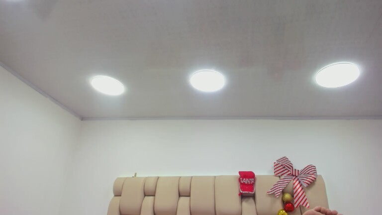 Kharhaa's Streamate show and profile