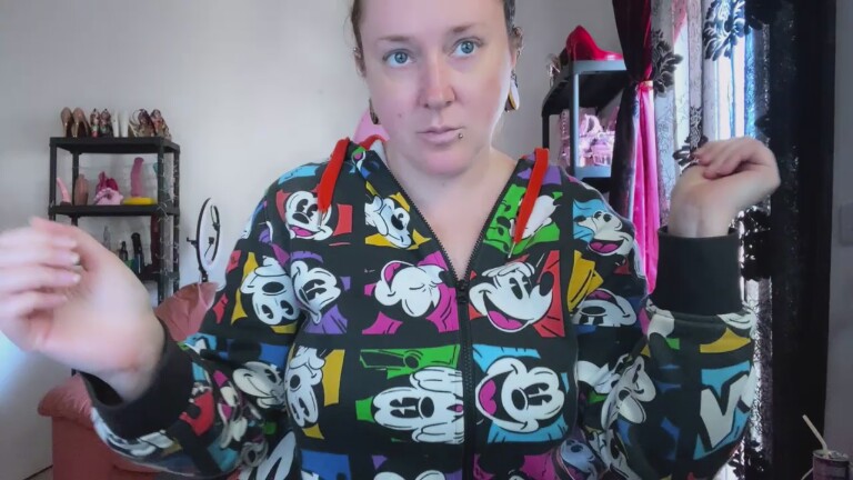 GoddessKisica's Streamate show and profile