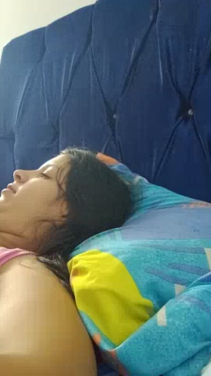 Hasley21's Streamate show and profile