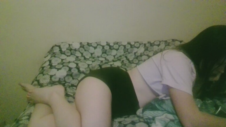 Issamayy's Streamate show and profile