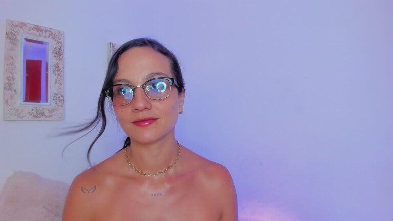 AriahDoll's Streamate show and profile