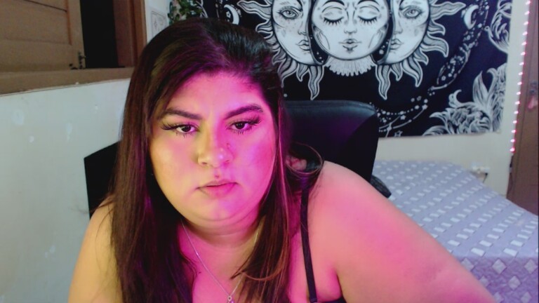 Yasmini's Streamate show and profile