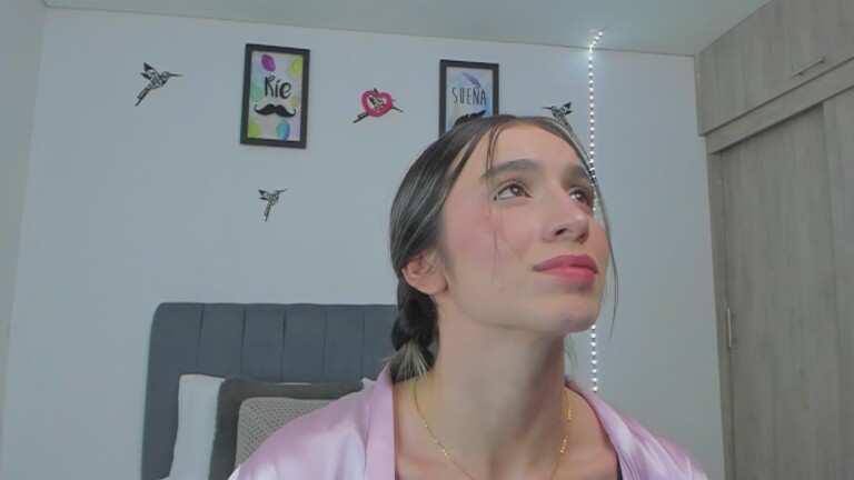 SarahRouxx's Streamate show and profile