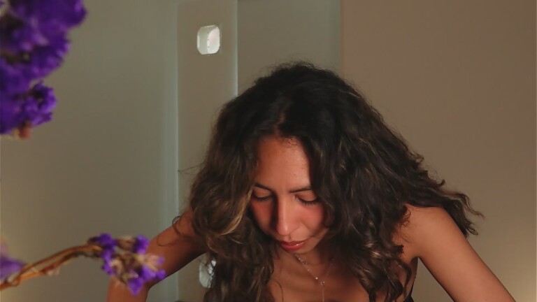 deebborra66's Streamate show and profile