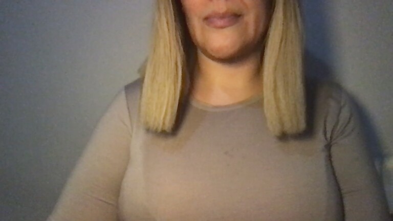 MistressLouUK's Streamate show and profile