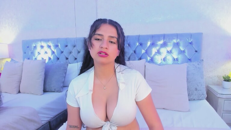 KarolGonzales's Streamate show and profile