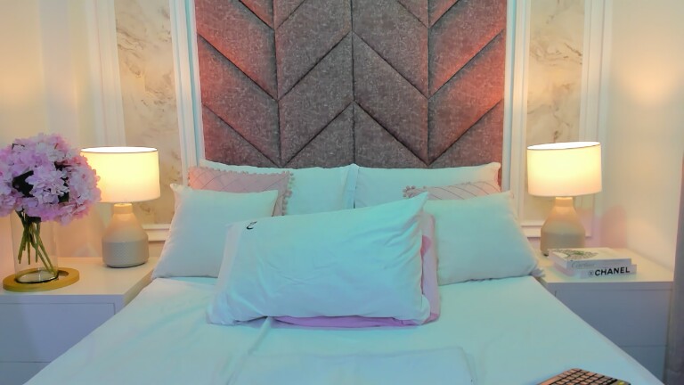 SusySwift's Streamate show and profile