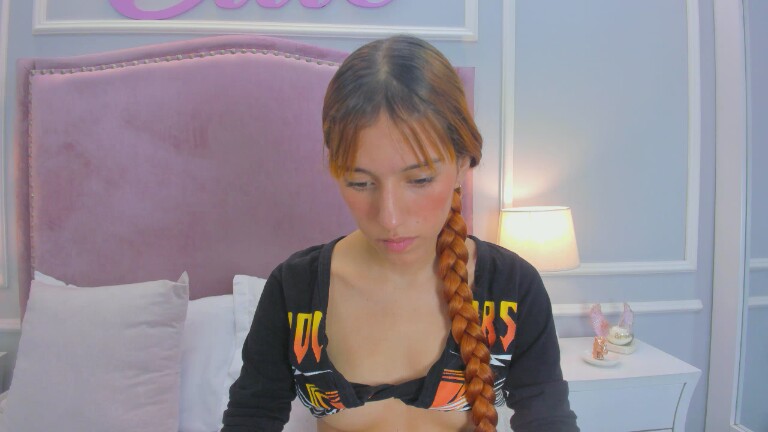 LeaThomsonn's Streamate show and profile