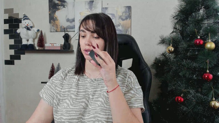 GlamNova's Streamate show and profile