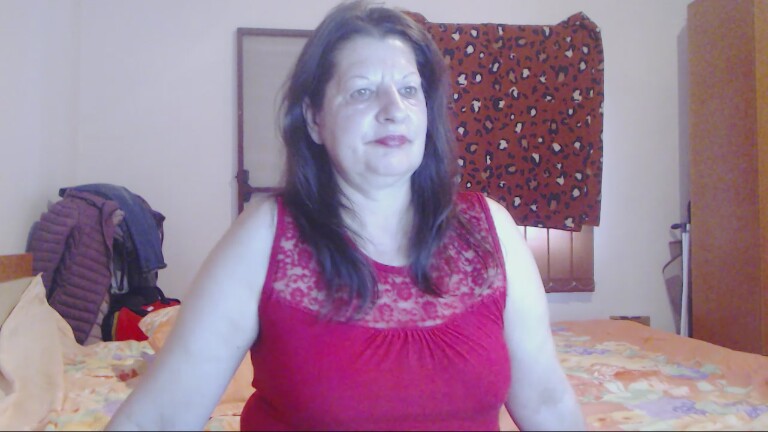 ExtasyMature's Streamate show and profile