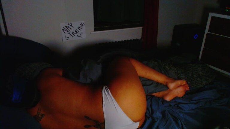 em0tits98's Streamate show and profile