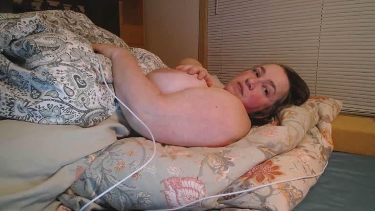 WitchAnnie's Streamate show and profile