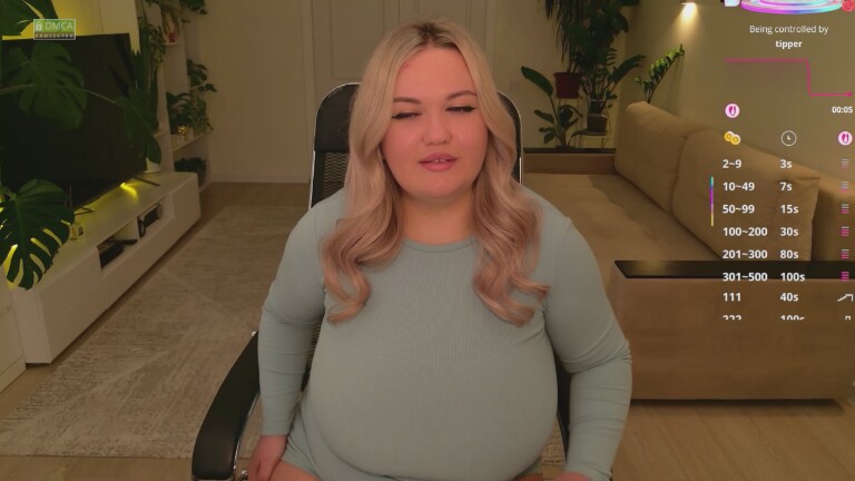 WhiteAangeL's Streamate show and profile