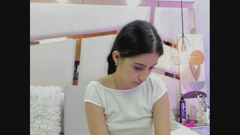 AbbyBenet's Streamate show and profile