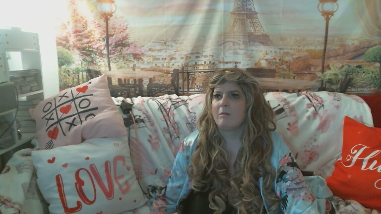 lovehollyann's Streamate show and profile