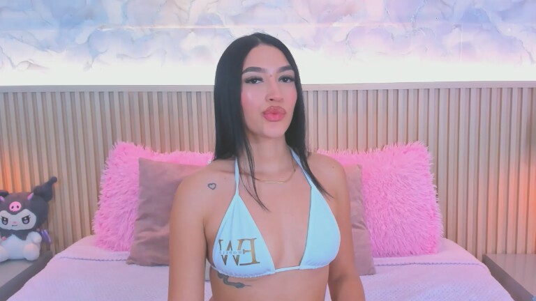 HemmaThompsonn's Streamate show and profile