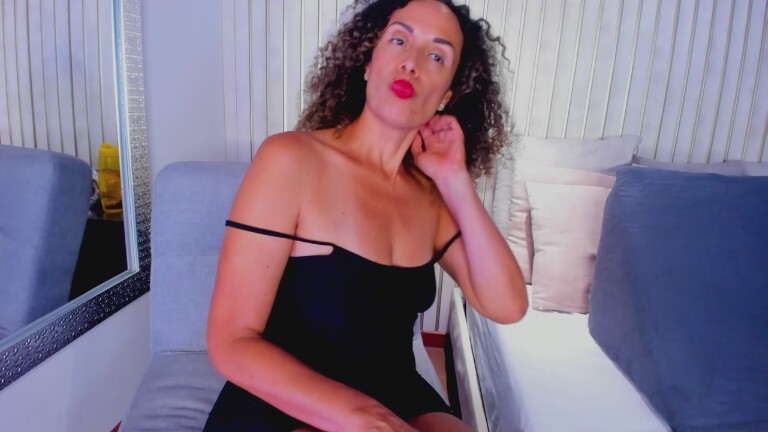 AliciaMonroee's Streamate show and profile