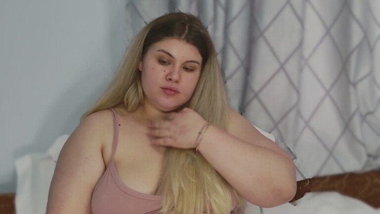 Allysoon's Streamate show and profile