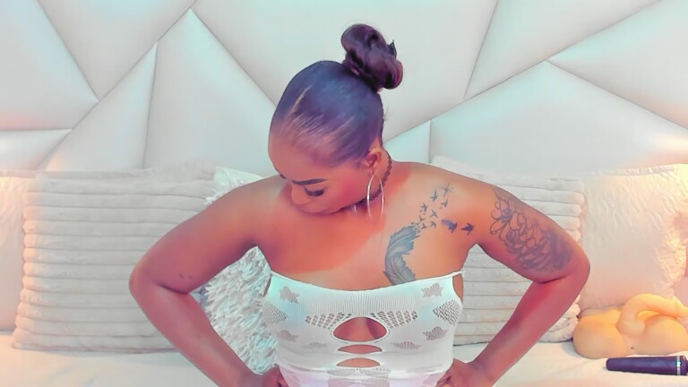 TyraaLambert's Streamate show and profile