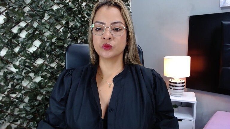 Laureen_Steele's Streamate show and profile