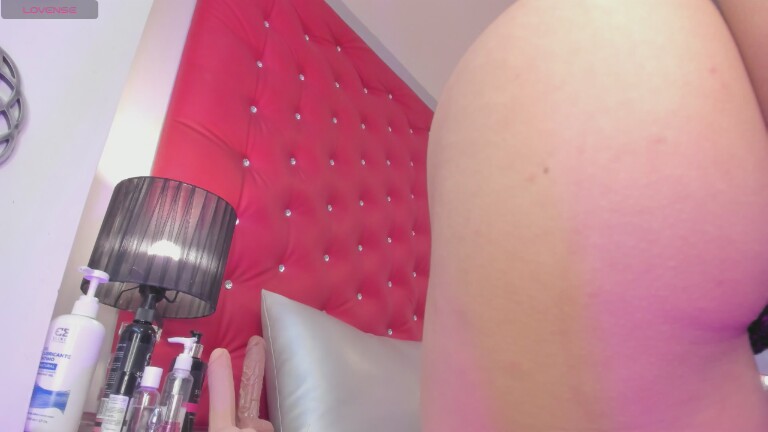 KailaEvans's Streamate show and profile