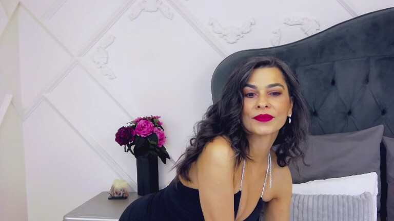 YourSpecialLady's Streamate show and profile