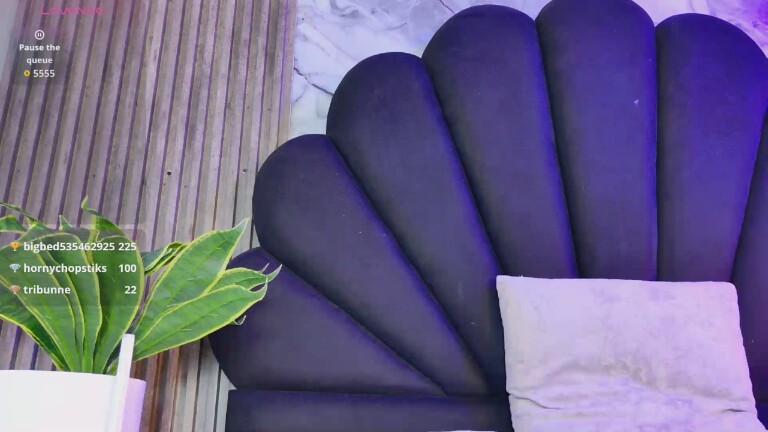 ViickyLopez's Streamate show and profile