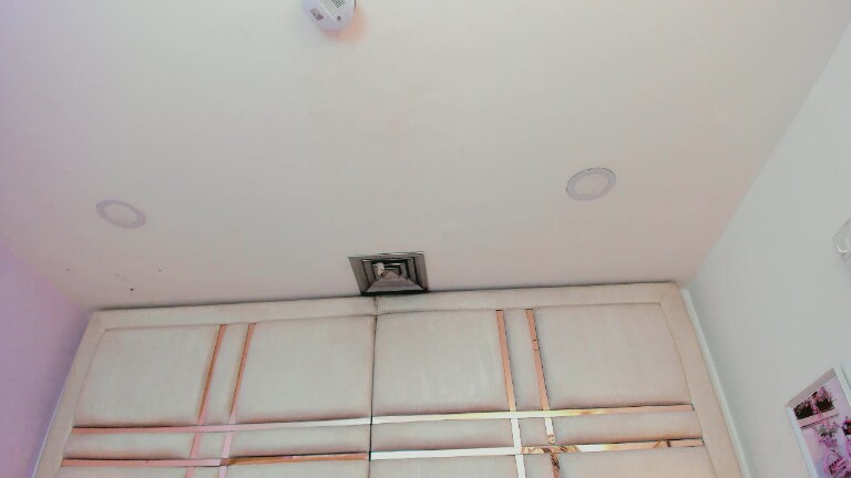 IsabellSanz's Streamate show and profile