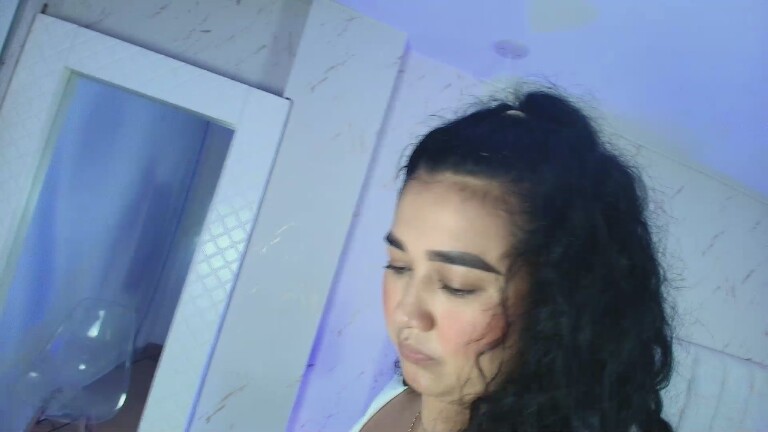 BETTY_BOOGB's Streamate show and profile