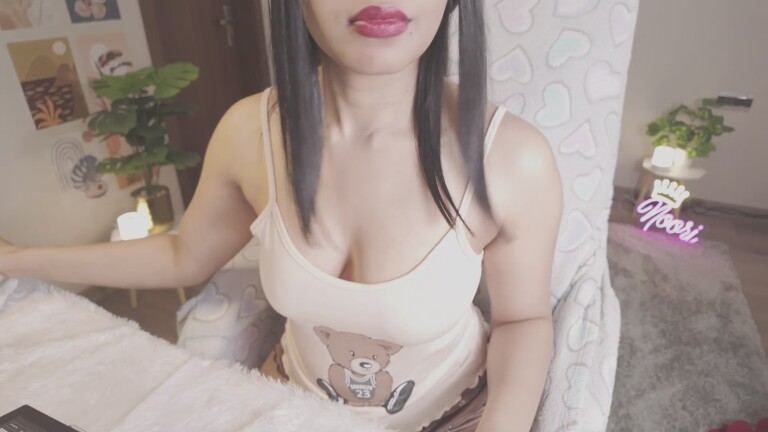 NaughtyNoori's Streamate show and profile