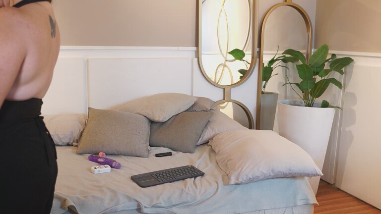 AliceRos's Streamate show and profile