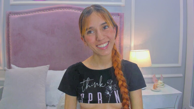 LeaThomsonn's Streamate show and profile