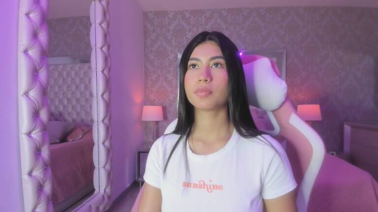 LylaKarl's Streamate show and profile