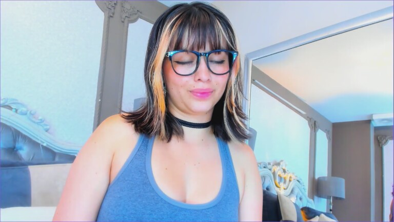 SiaSavach's Streamate show and profile