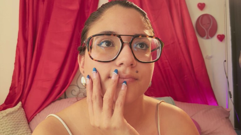 HaileyBunny_18's Streamate show and profile