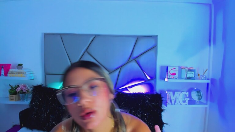 MelissaGolden's Streamate show and profile