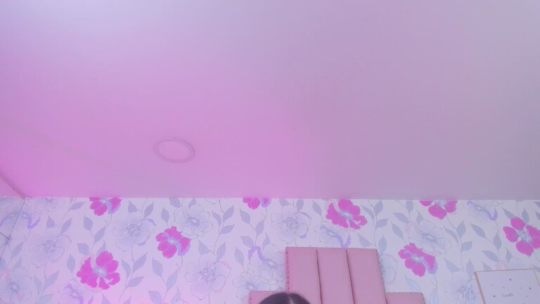 SophieRain's Streamate show and profile