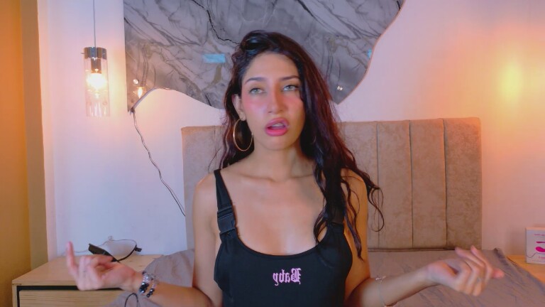 KylieLauren's Streamate show and profile