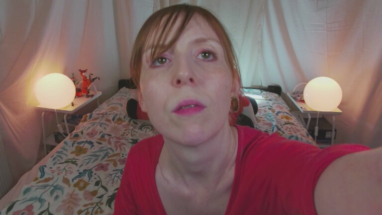 LoraFoxy's Streamate show and profile