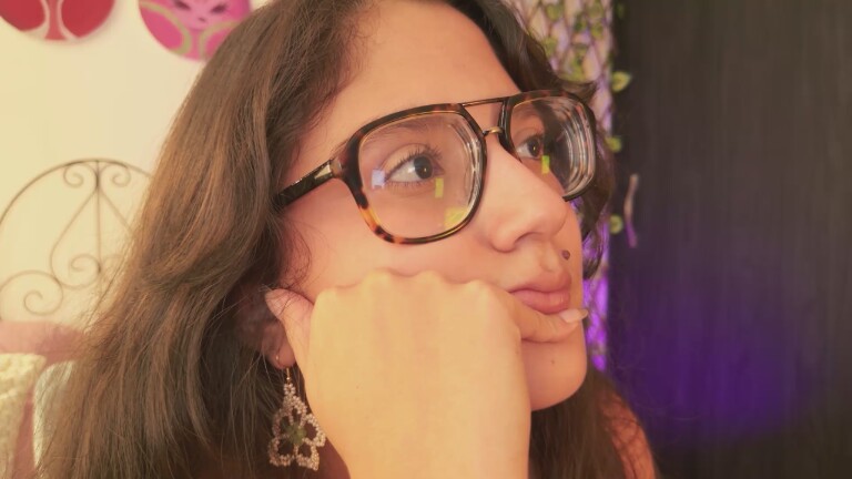 HaileyBunny_18's Streamate show and profile