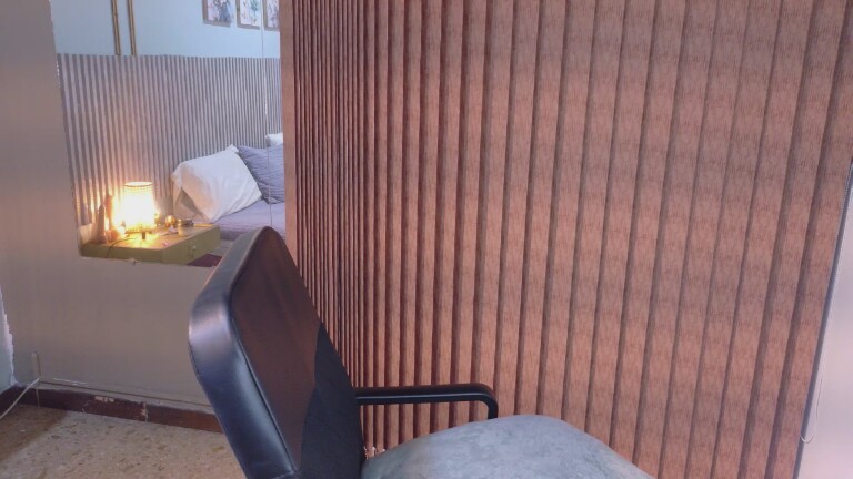 EliFlores's Streamate show and profile