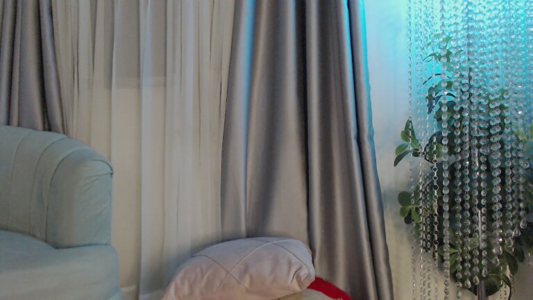 Oriana_xcx's Streamate show and profile