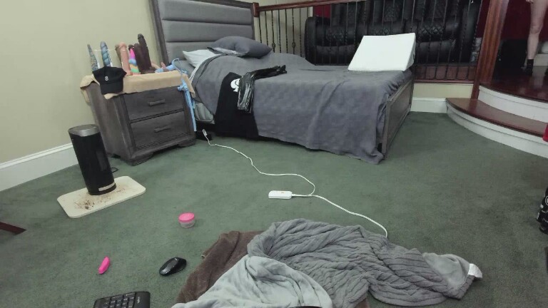 lucy_aura's Streamate show and profile