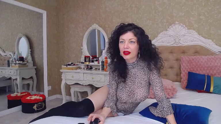 NataliaRed's Streamate show and profile